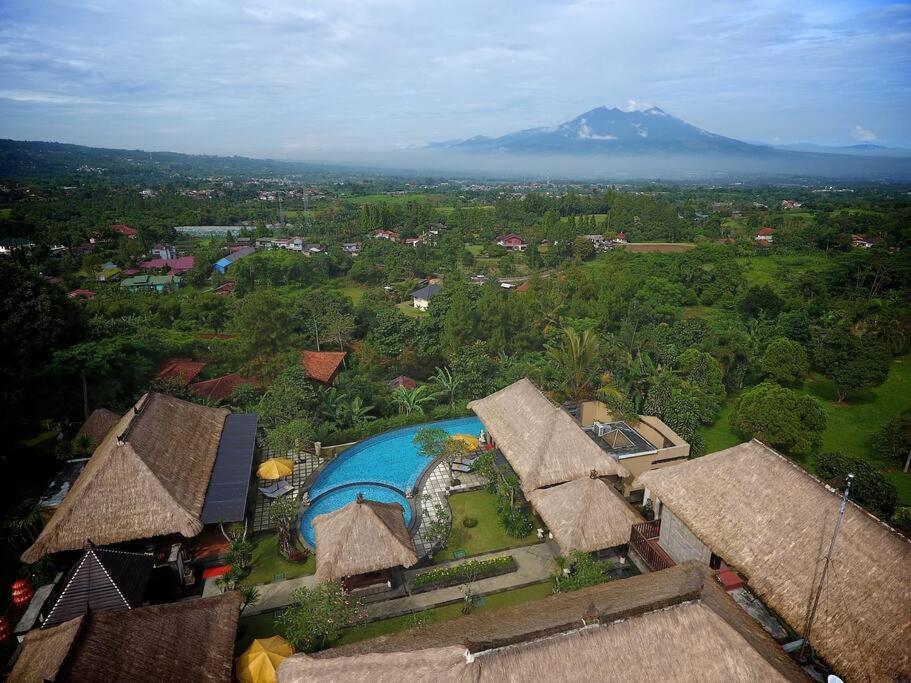 Puri Bali Stania, Cisarua West Java Cilama Extérieur photo